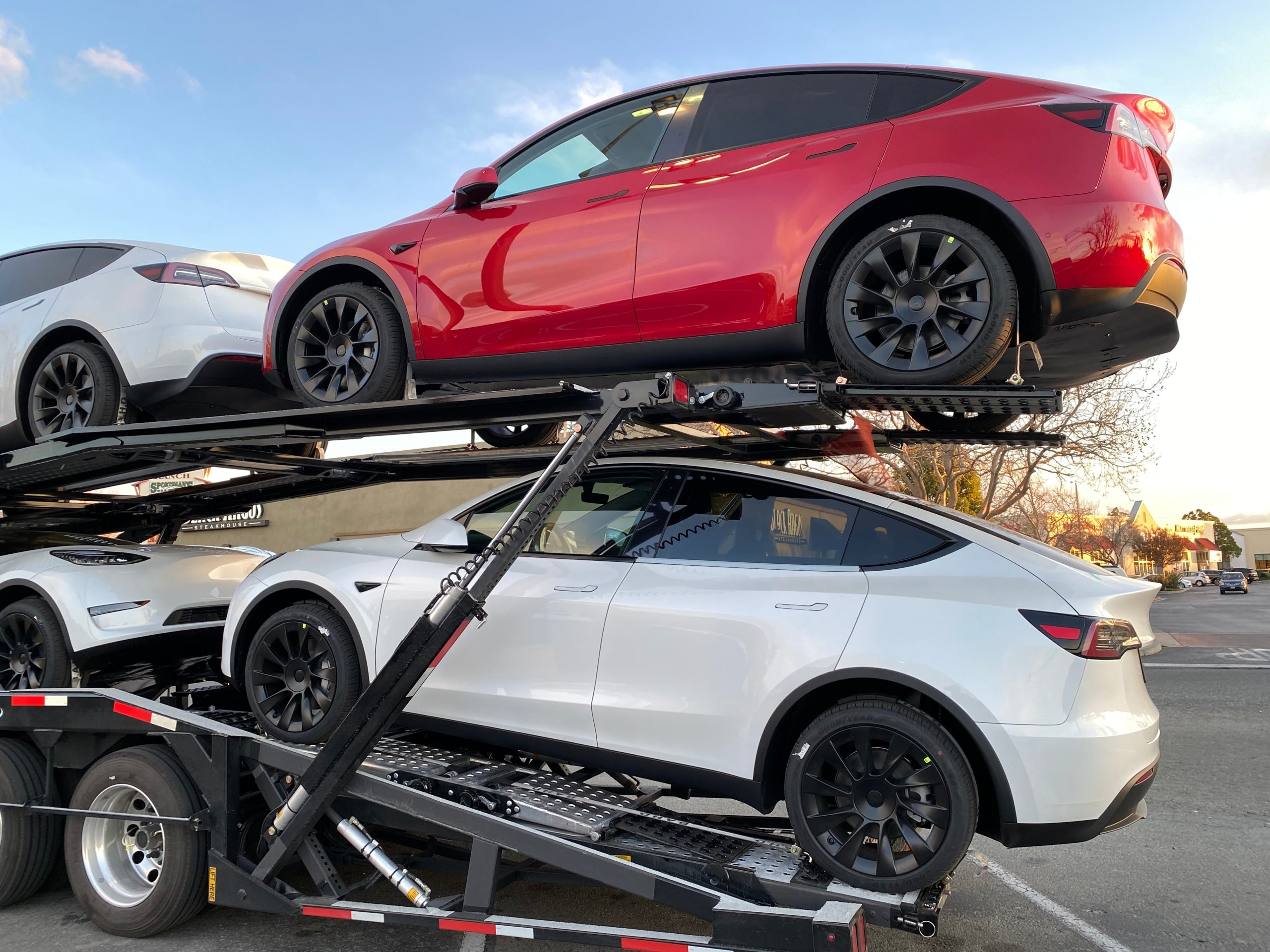 Tesla Continues With The Exponential Growth of Total Deliveries Up 40% YoY