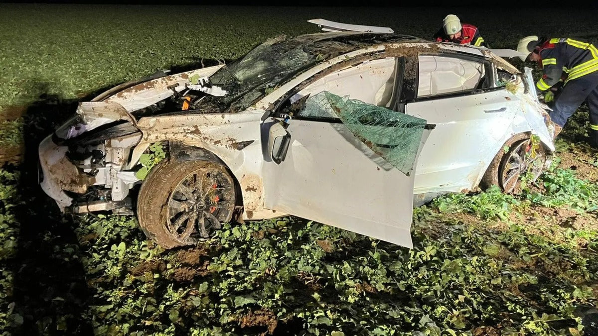 Tesla Model 3 Saves the Lives of Four People in Crash