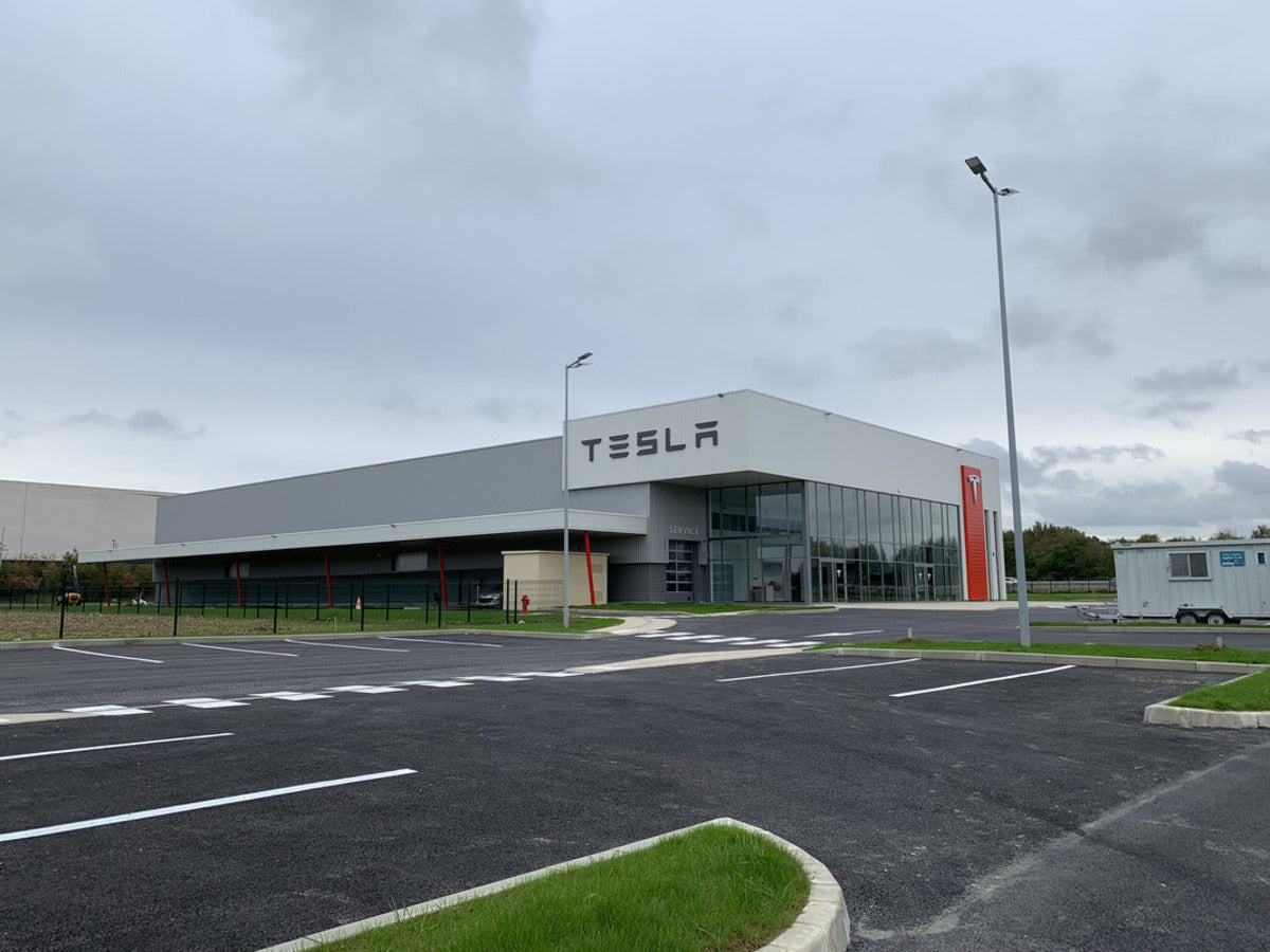 Tesla Opens New Experience Center in France, Largest in the Country Yet