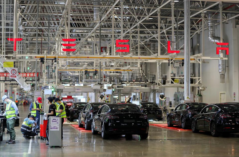 Tesla Giga Shanghai Made Model 3 Ranked #9 Best Selling Midsize Sedan in China