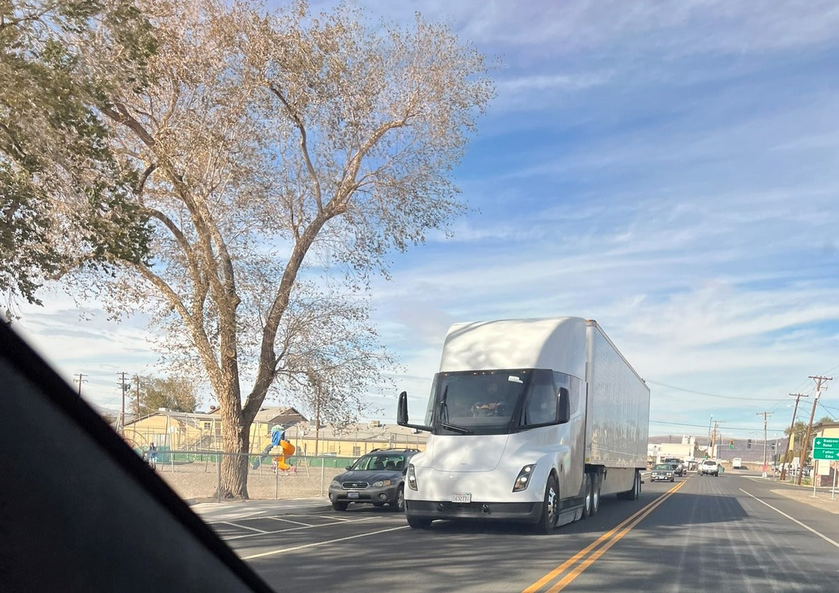 Tesla Semi Spotted in Final Testing Ahead of Delivery to First Customer on December 1