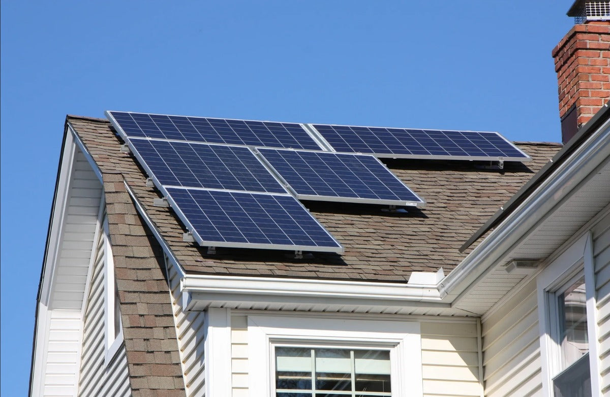 PG&E Tries to Smuggle Sneaky Solar Tax in California to "rob" Solar Energy Users