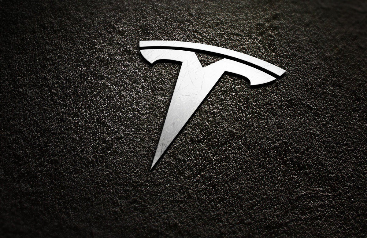 Tesla Plans to Redeem its $1.8B of 5.3% Bonds Earlier than Expected