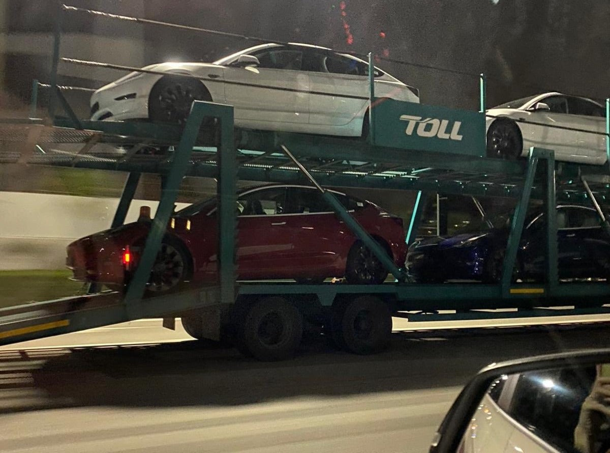 First Batch of Tesla Model 3 from Giga Shanghai Has Arrived in Singapore