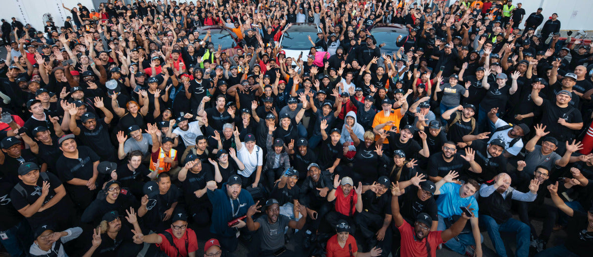 Tesla Increased its Workforce by 40%+ in 2021 & Now Has Around 100K Employees