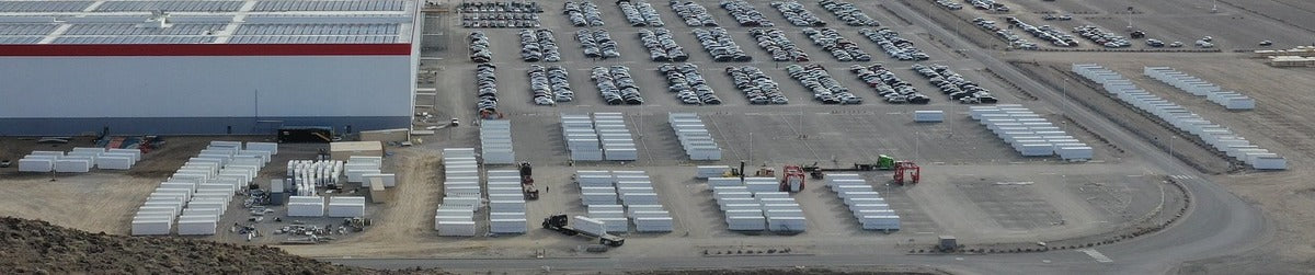 Over 200 Tesla Megapacks Worth $300M+ Spotted at Giga Nevada Preparing for Shipment