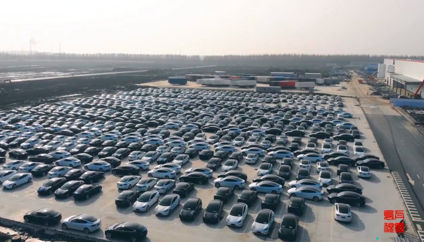 About 100 China-Made Tesla Model 3 were sold in a morning from one of the Shanghai local store, reported Chinese media