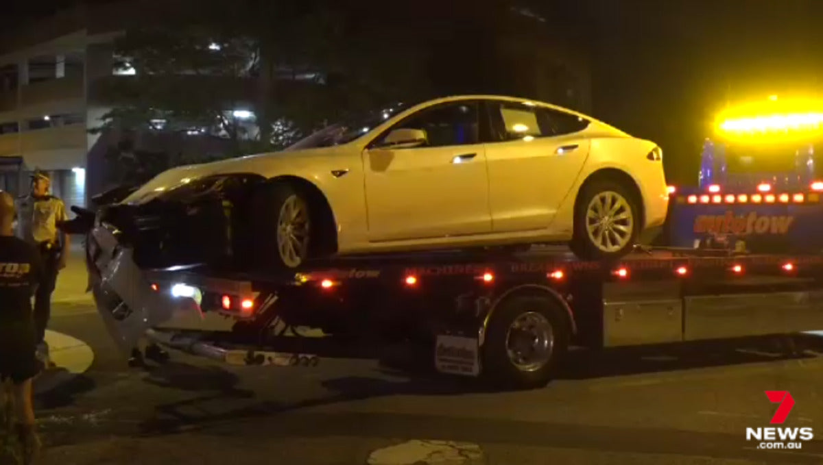 Tesla Model S Saves Life of Driver Who Crashed into a Building