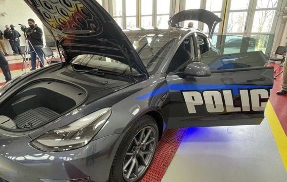 Three Tesla Model 3s Join Berea, KY Police Dept Fleet, a 1st for the Bluegrass State