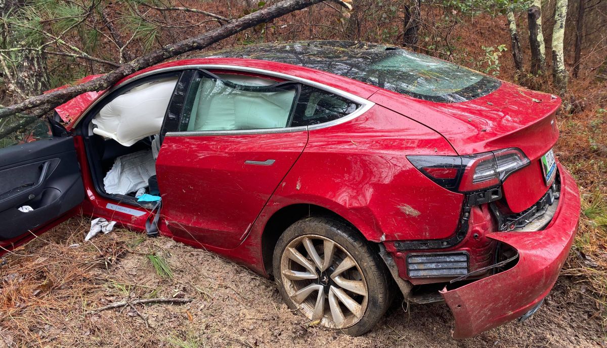 Tesla Model 3 Saved the Life of a Driver Who Crashed Into a Tree at 55 mph