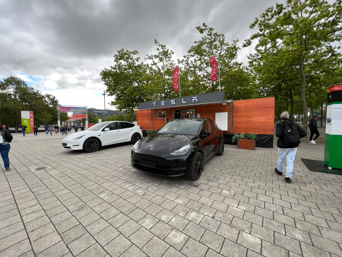 Tesla Joins IdeasExpo in Germany to Showcase its Engineering Achievements [Photos]