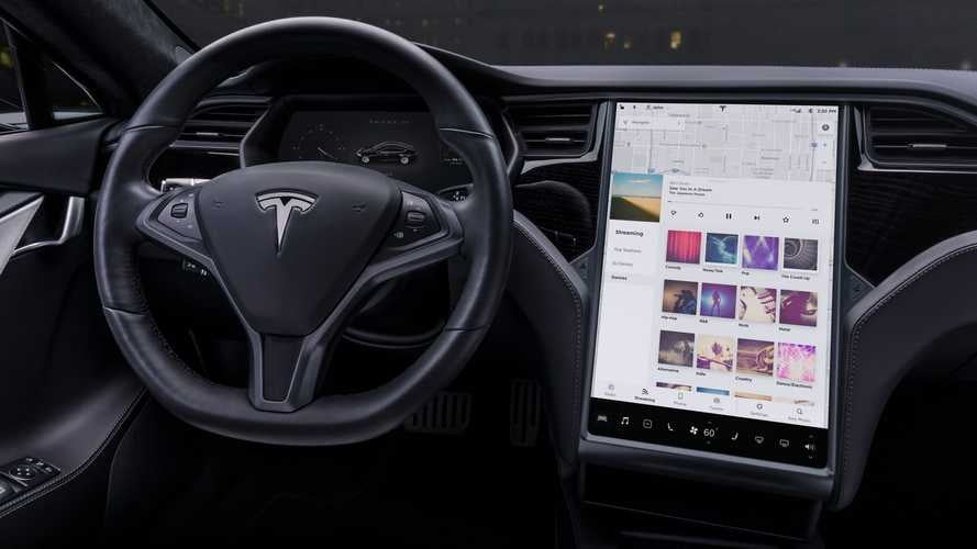 Tesla Model S/X Owners Can Now Upgrade Infotainment & Keep the Radio Together