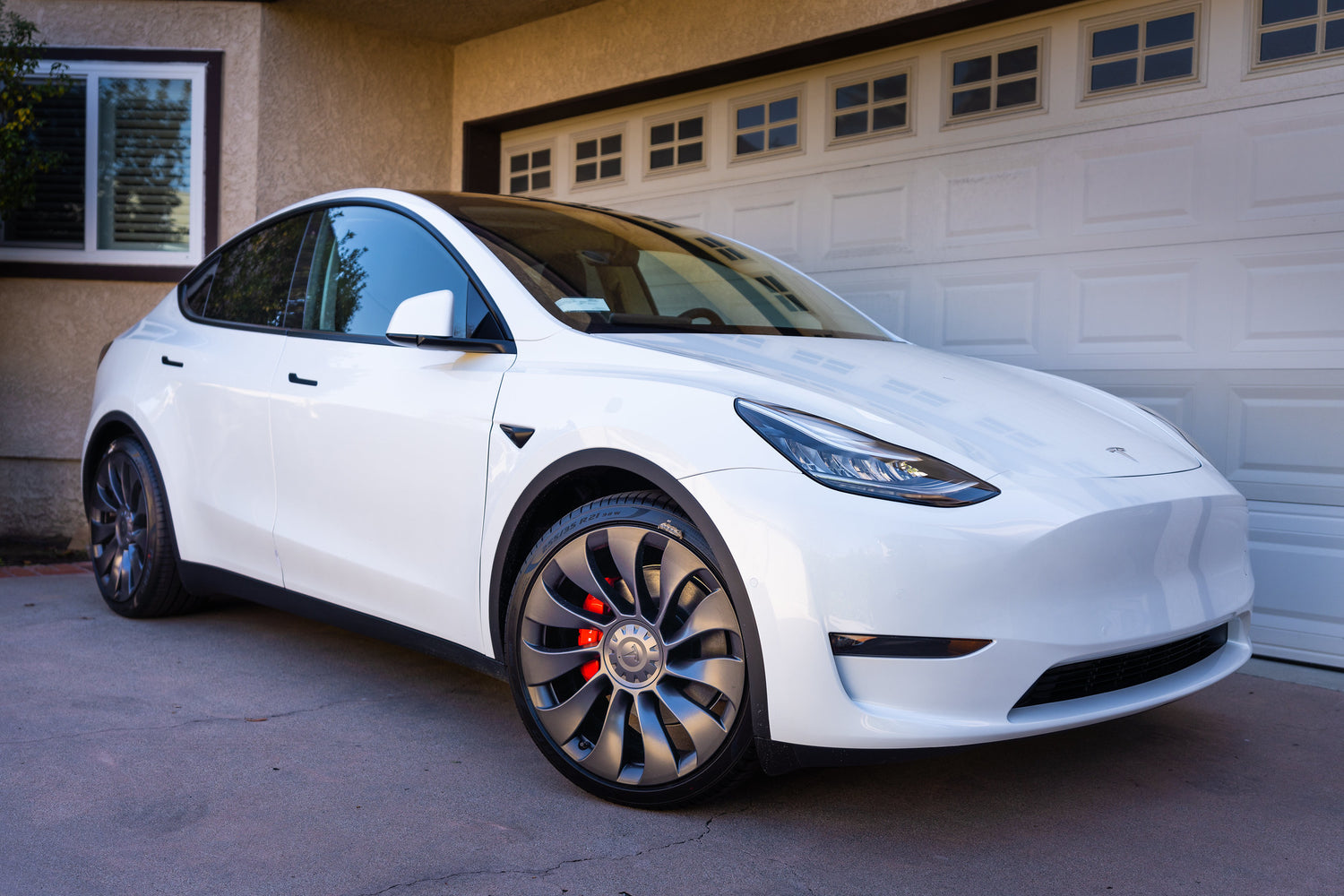 Tesla-Model-Y-OTA-Software-Update-2020.24.6.9