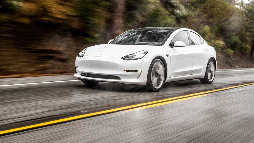 Tesla Autopilot Auto Braking & Acceleration Help Owner Avoid A Front & Rear Collision