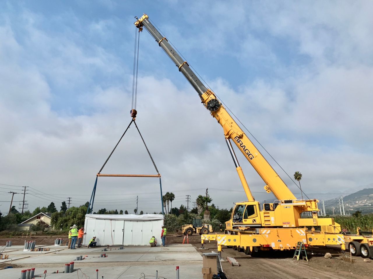 Tesla Starts Installation of 15 Megapacks at Carpinteria, Santa Barbara County