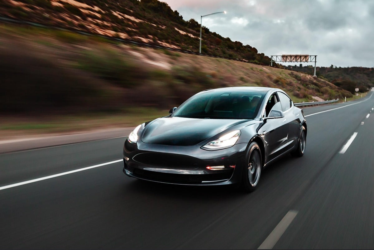 Tesla Model 3 Is Best-Selling EV in March in Norway, Where 90% of New Registrations Were EVs