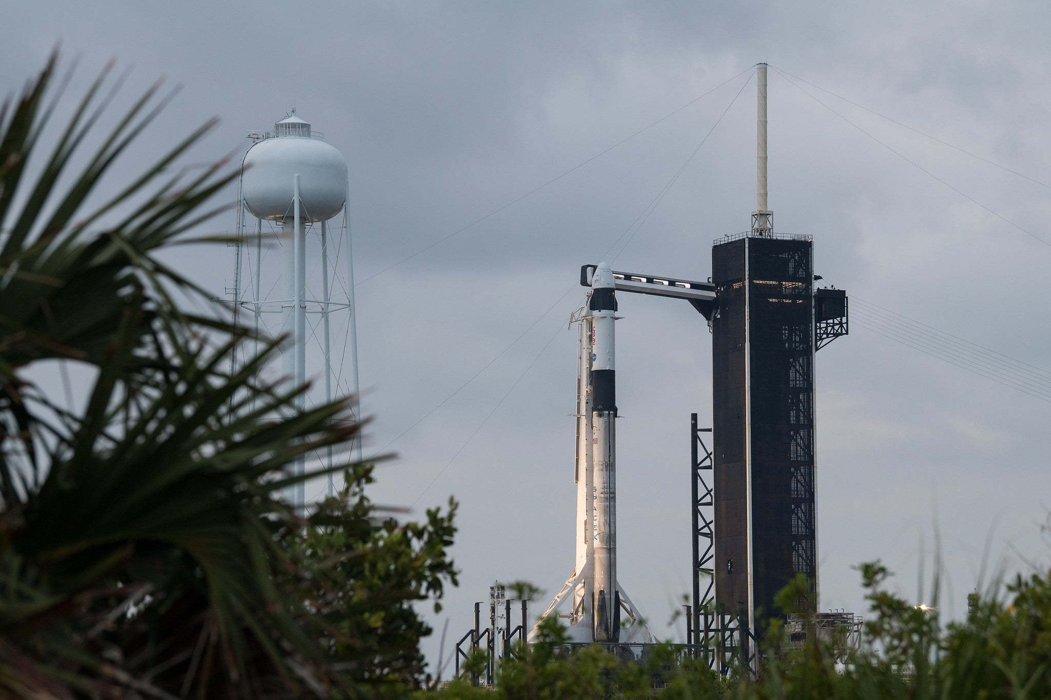 Florida Coast Weather Delays NASA & SpaceX Crew-2 Mission Until Friday