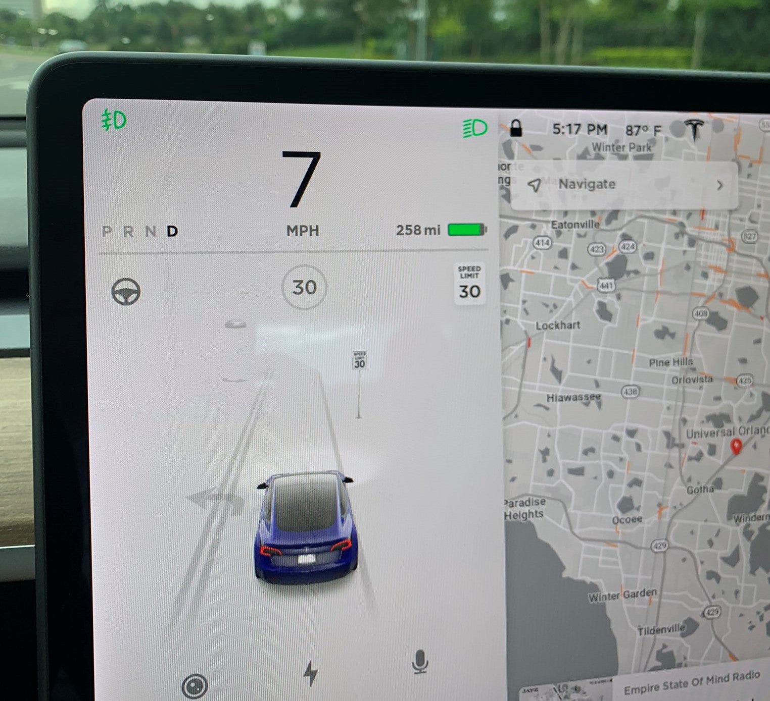 Tesla 2020.36 OTA Adds Green Traffic Light Chime & Speed Limit Sign Reading