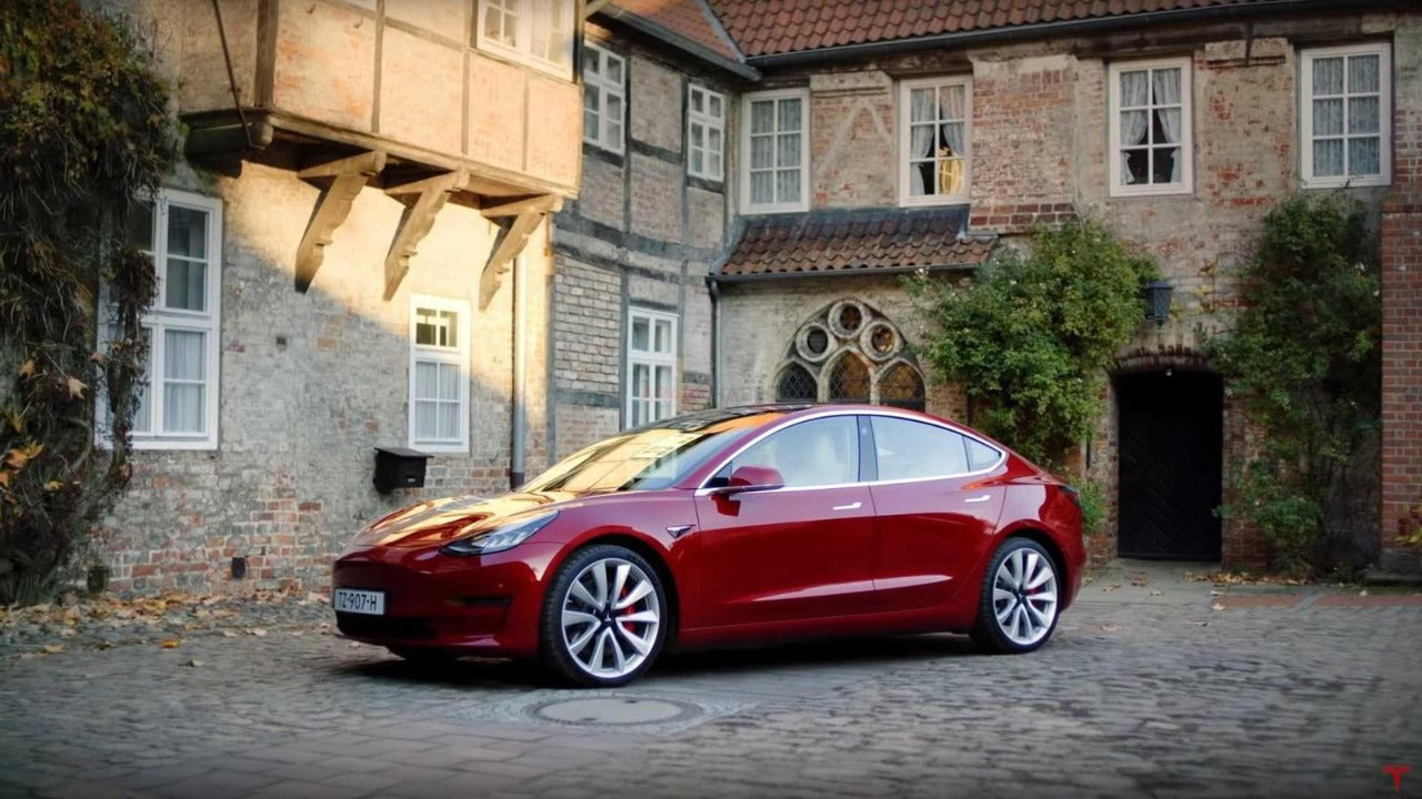 Tesla Model 3 Becomes Iceland's Best-Selling EV in 2020, Nabs 23% Share