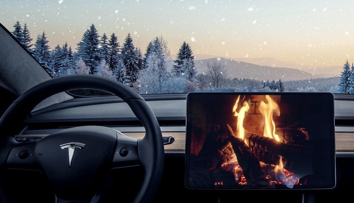 Tesla 2020.48.25 Holiday OTA Update Spices Things Up with Fart Horn