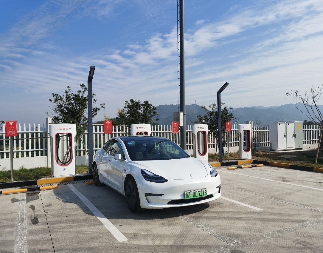 Tesla Becomes First Private Company in China Permitted to Build Superchargers in Select Highway Service Areas