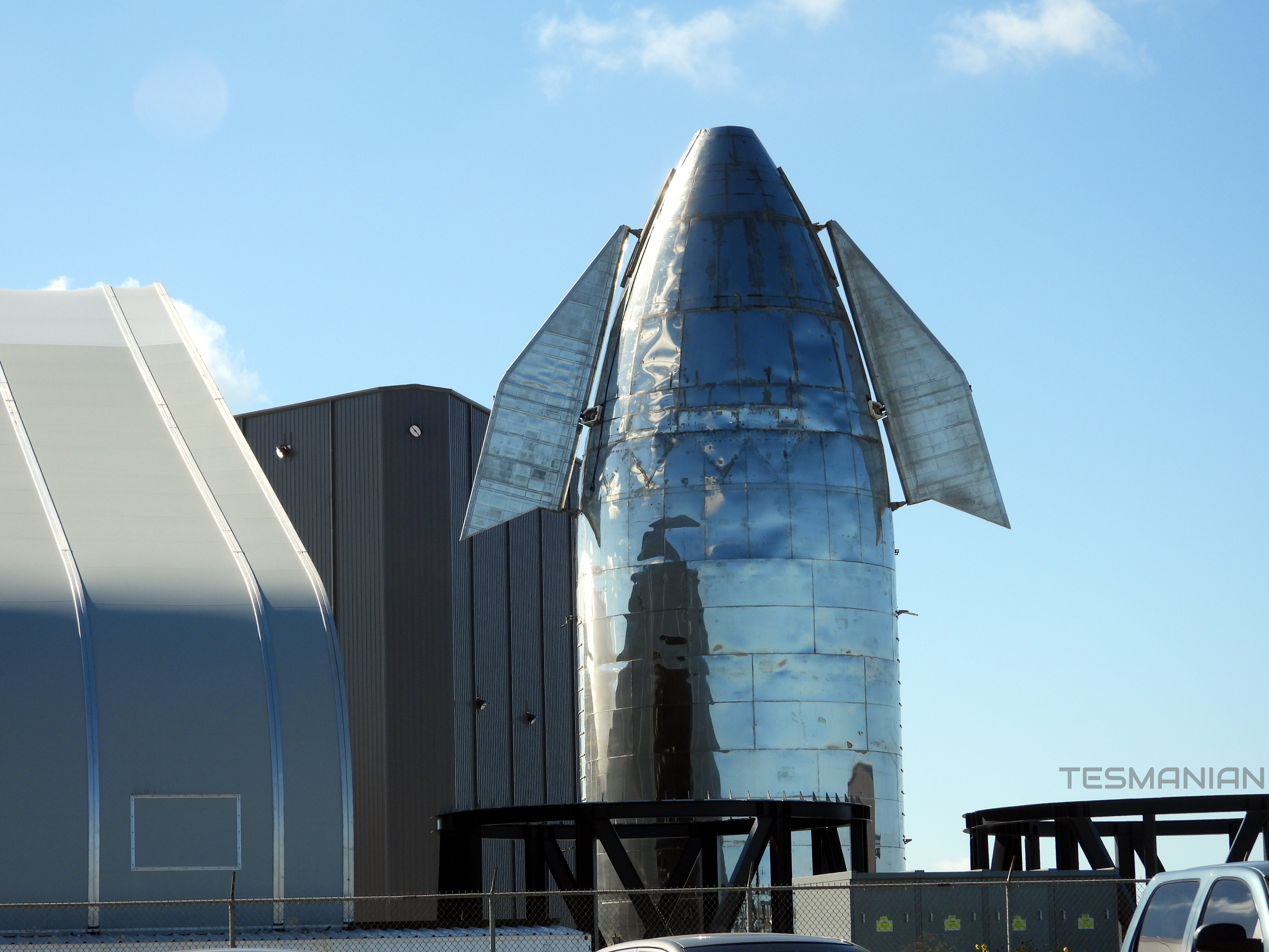 SpaceX asks employees to consider working in Texas –Top priority is now Starship development