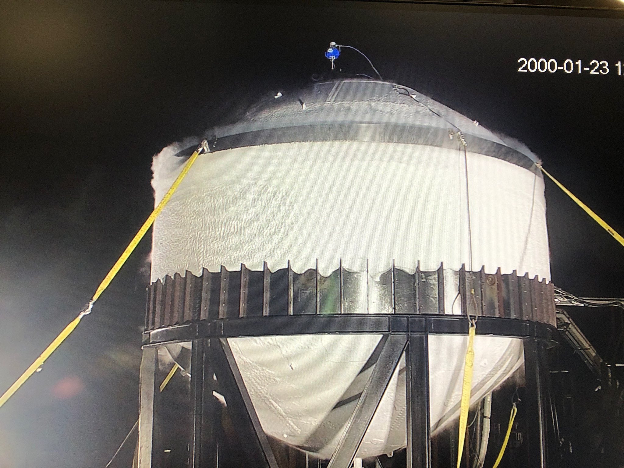 SpaceX conducts 'destructive' cryogenic strength test on a Starship dome tank at Boca Chica [VIDEO]