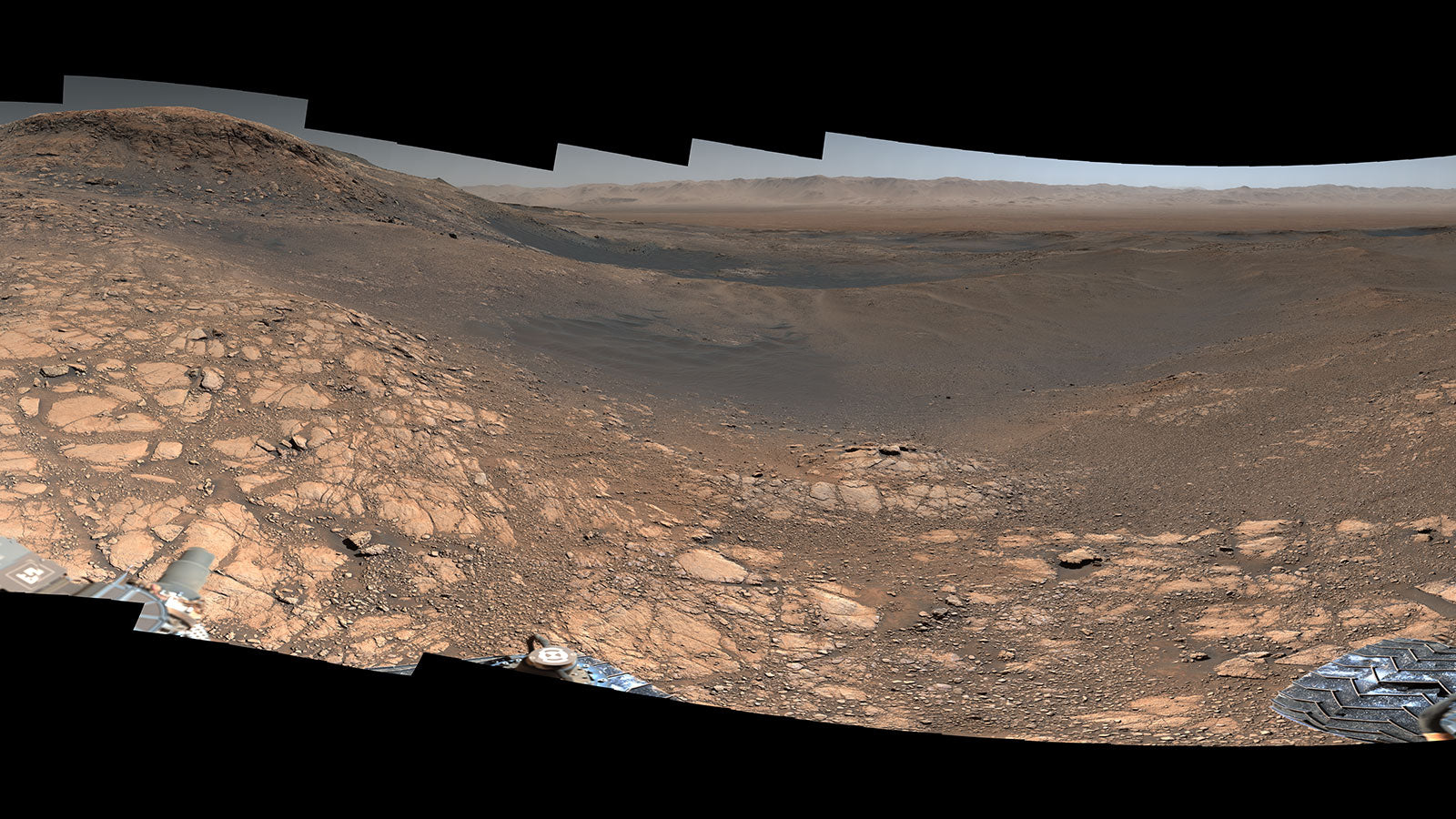 NASA's Curiosity rover captures stunning 1.8-Billion-Pixels photograph of Mars