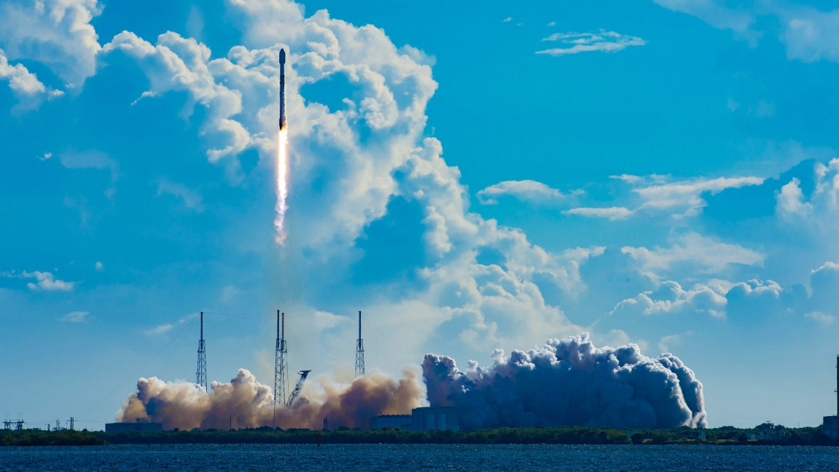 SpaceX launches fourth fleet of Starlink Gen2 system satellites to enhance the internet network