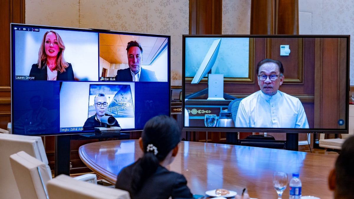 Malaysia Prime Minister Anwar Ibrahim held a virtual meeting with Elon Musk to discuss SpaceX Starlink