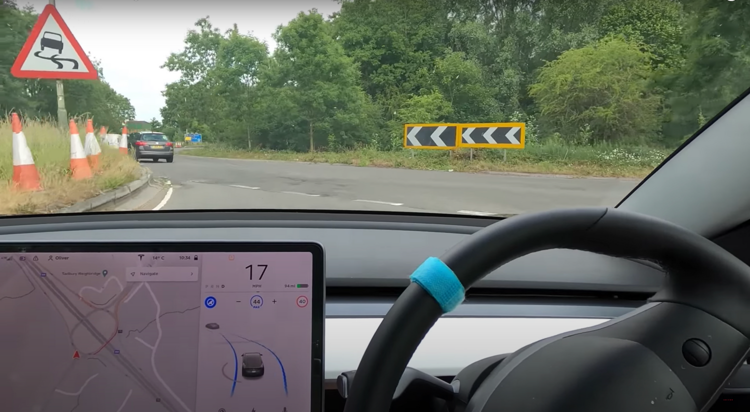 Tesla-Autopilot-Full-Self-Driving-Europe