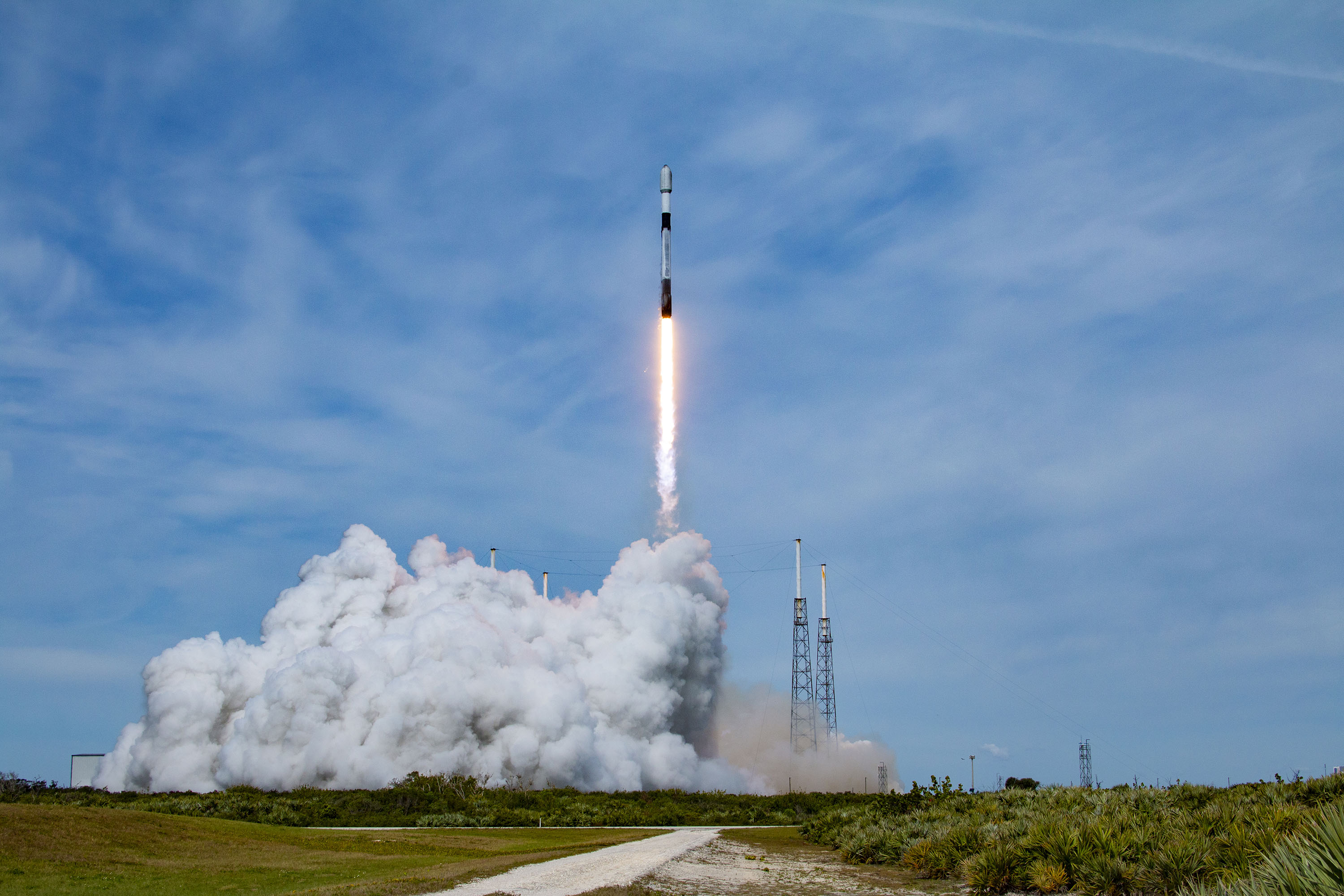 SpaceX launches the second fleet of Starlink V2 ‘Mini’ satellites