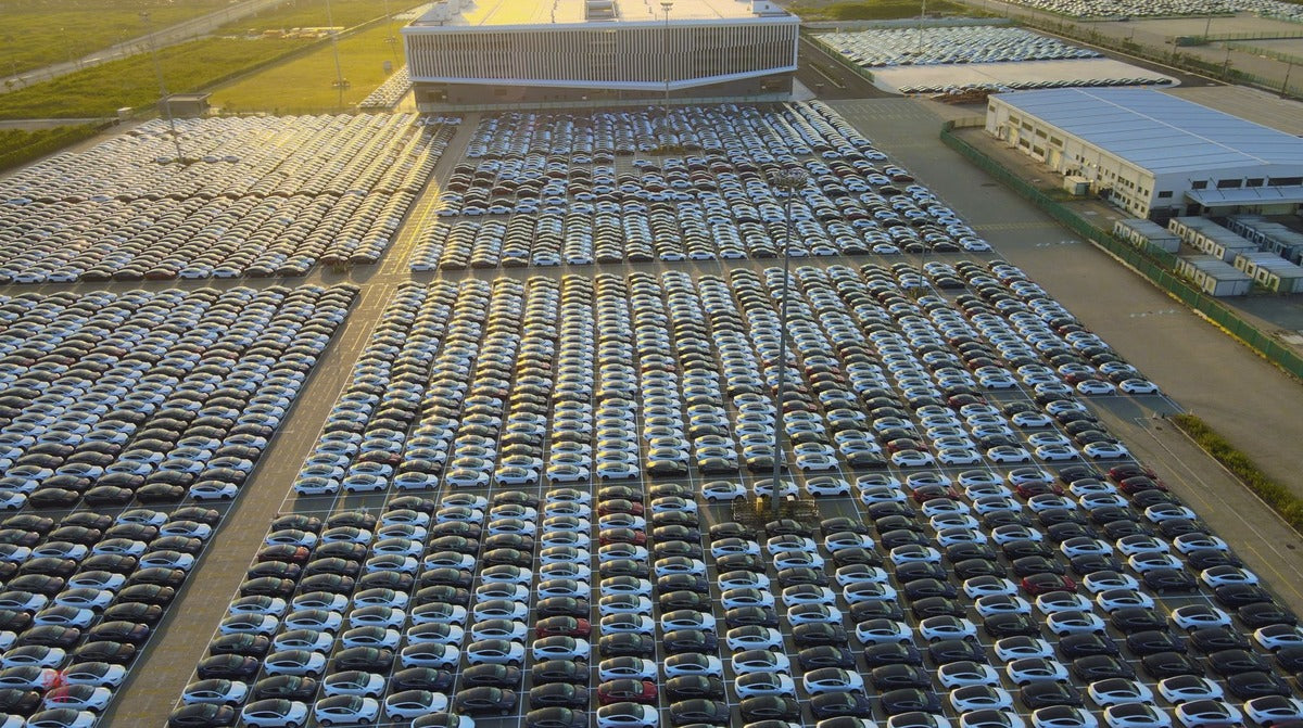 Tesla Could Deliver 500K+ Vehicles in Q4, Boosting Annual Deliveries by 50% Despite Headwinds