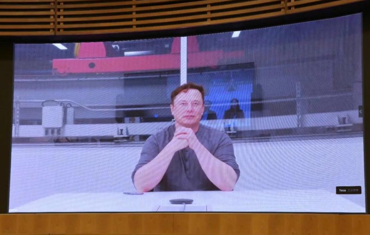 Secretary of Shanghai Municipal Party Committee Web Meeting with Tesla Elon Musk, Shows Support to Gigafactory Shanghai Project in China