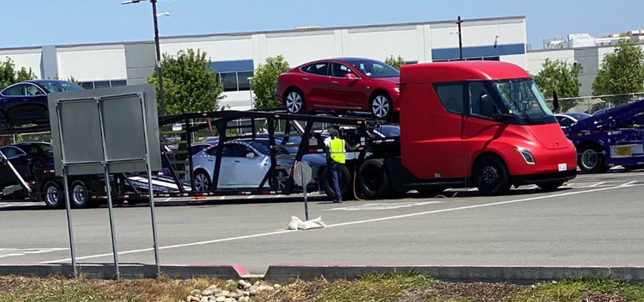 Tesla Semi Joins Delivery Team To Bring Vehicles From Fremont For The Quarter End Push