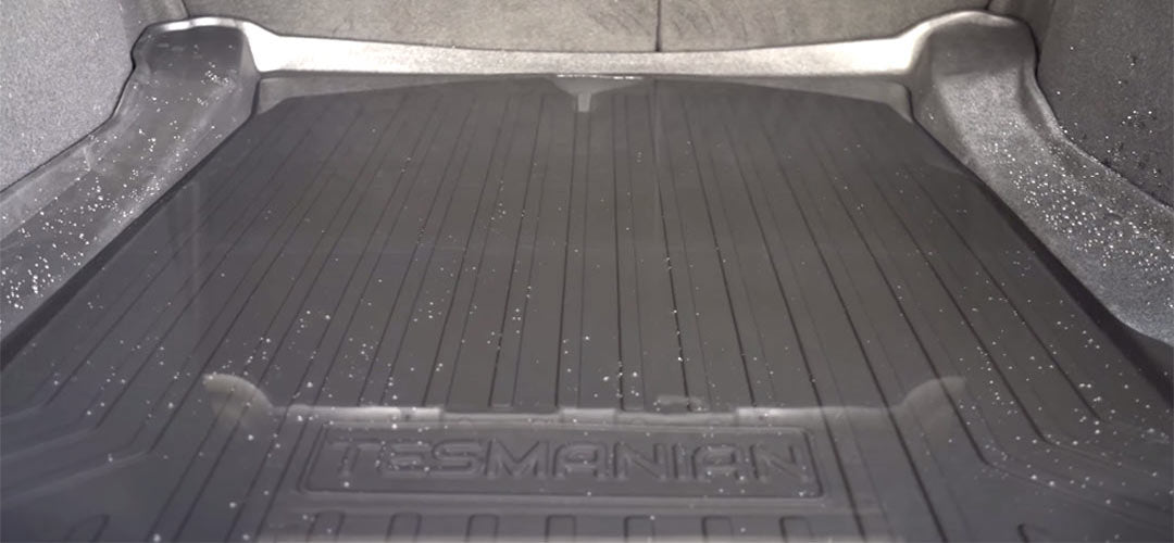 Pouring 5 Gallons of water in Tesla Model 3 Trunk?