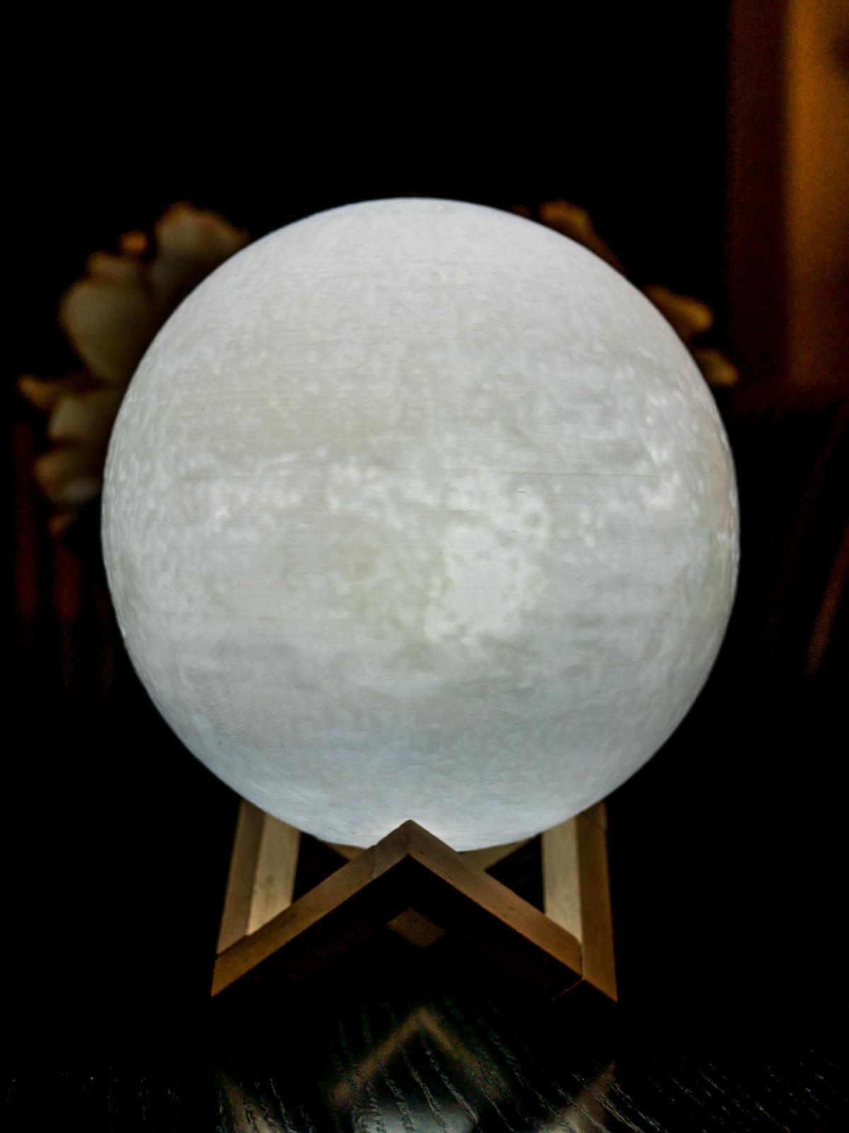 Venus Lamp - White